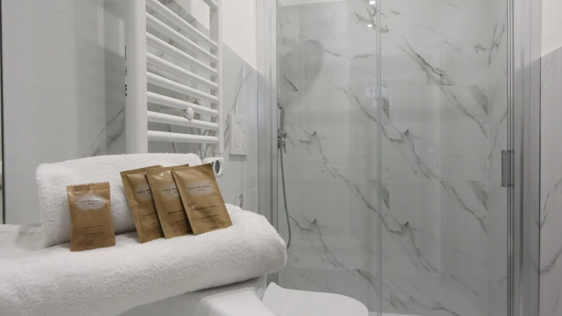 Milan Navigli Suite 0*,  Italy